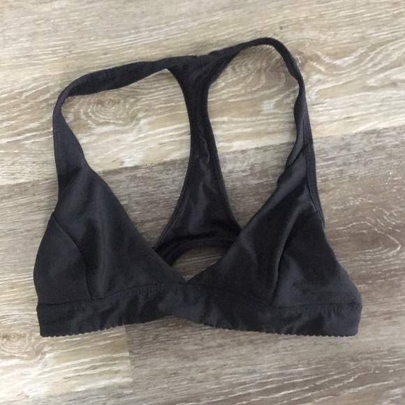 NWOT lululemon All Day Breeze Bra size 2 Black ✨ - Picture 2 of 3